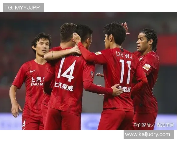 上海上港与素可泰激战成平局双方实力相当展现精彩对决