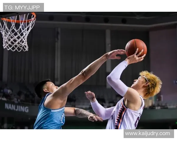 南京篮球队与广州篮球队赛后技术分析与战术总结 南京篮球队与广州篮球队赛后技术分析与战术总结