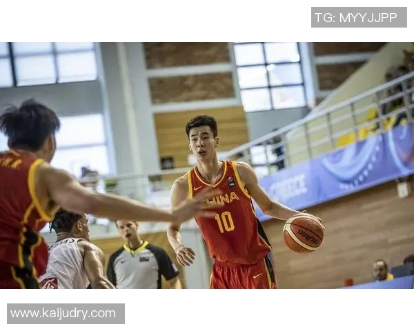 U19男篮激战拉脱维亚全力争胜展现青春风采