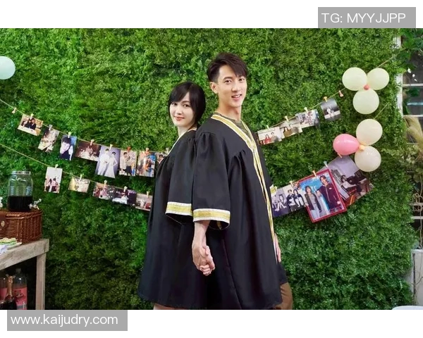 全球足球巨星夫妻档的浪漫故事与生活点滴分享 全球足球巨星夫妻档的浪漫故事与生活点滴分享