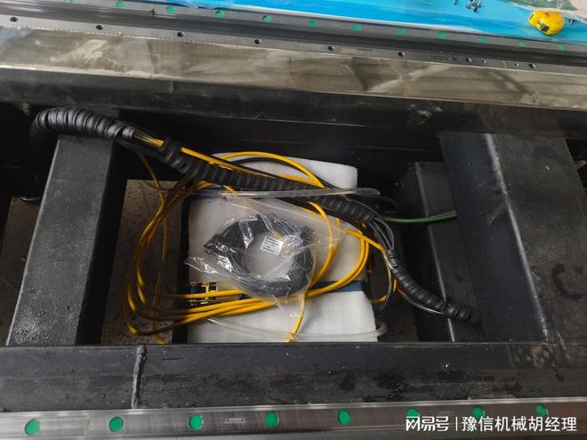九游j9登录入口首页数控激光切割机有甚么易损件